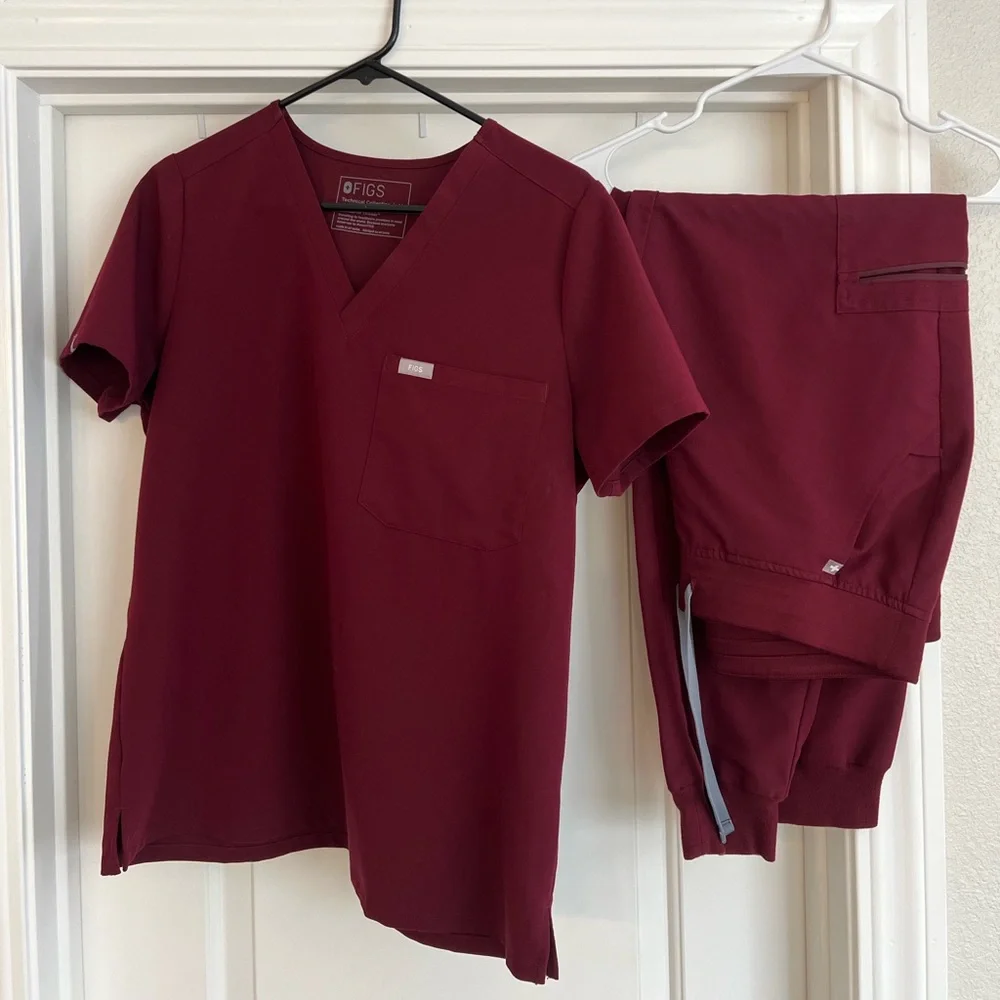 Women’s Figs Set, Maroon, Like New - Picture 1 of 3